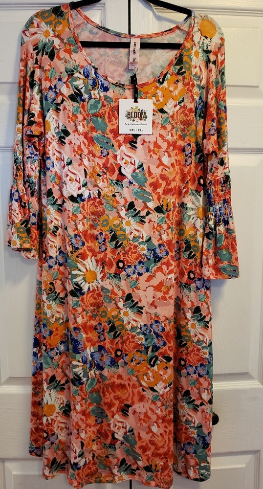 Large Agnes and Dora Walker Dress